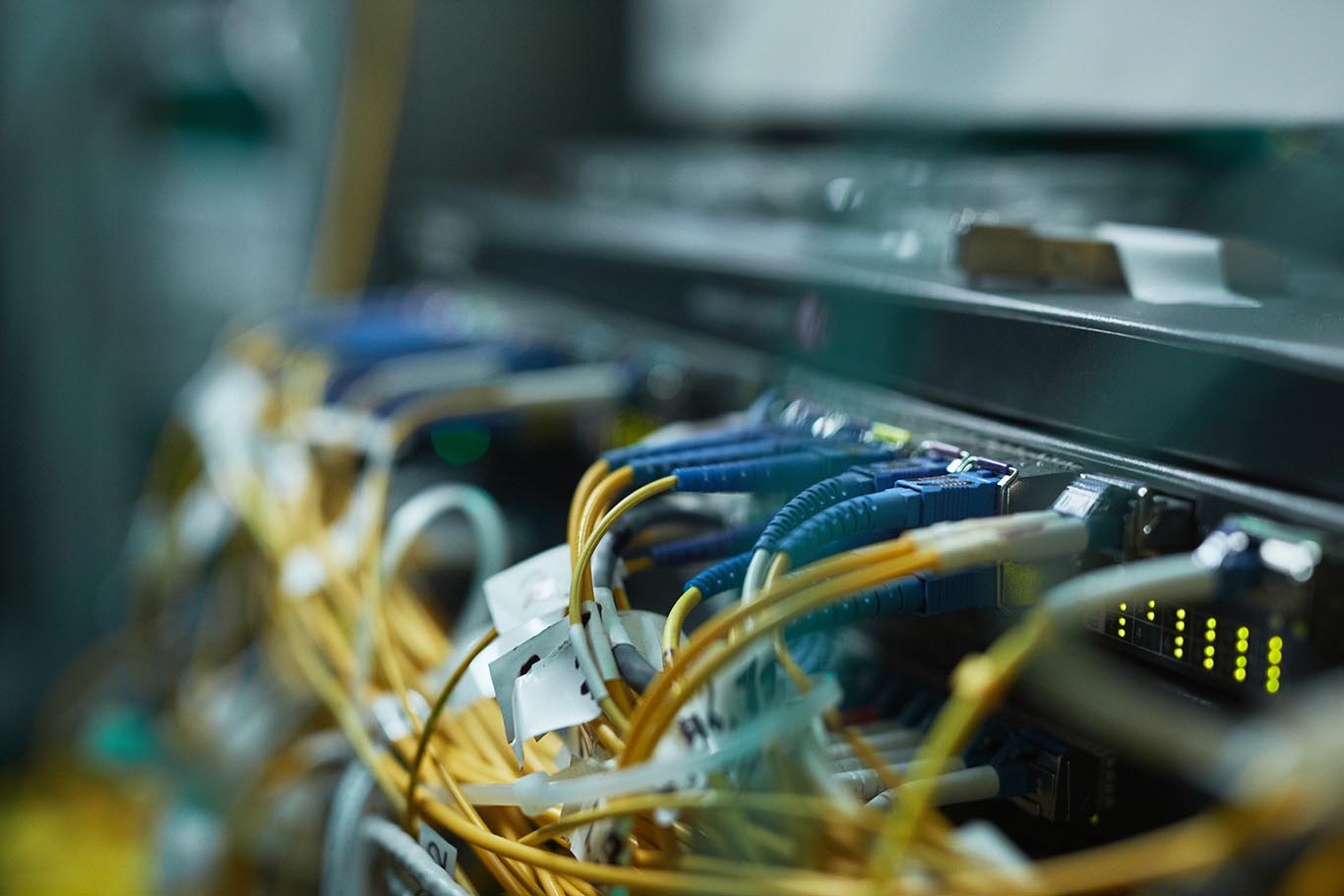 Infrastruktur Jaringan dan Server
